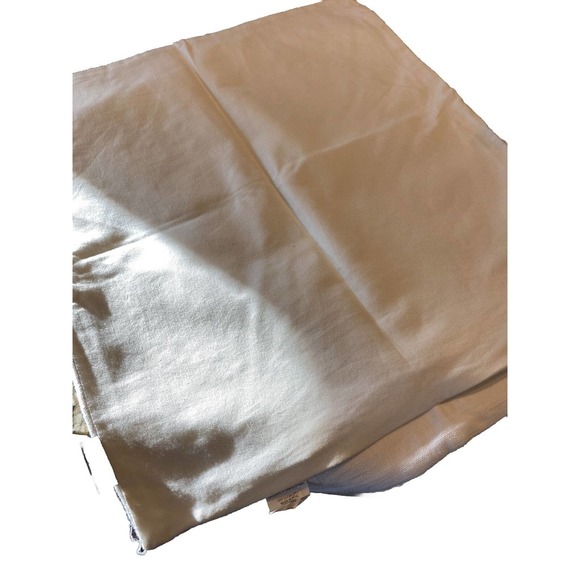 New Set/2 Tahari Home Winter White Snowflake Pillow Cover 22” like pottery barn - Picture 5 of 6